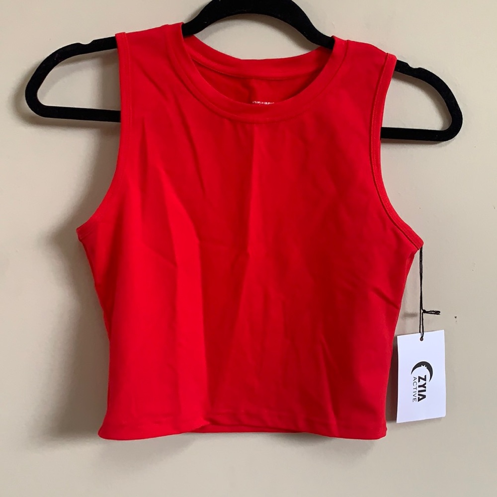 NWT Red high neck Stronger Tank size medium